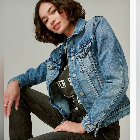 Lucky Brand The Tomboy Trucker Denim Jacket Size XS - Picture 3 of 14